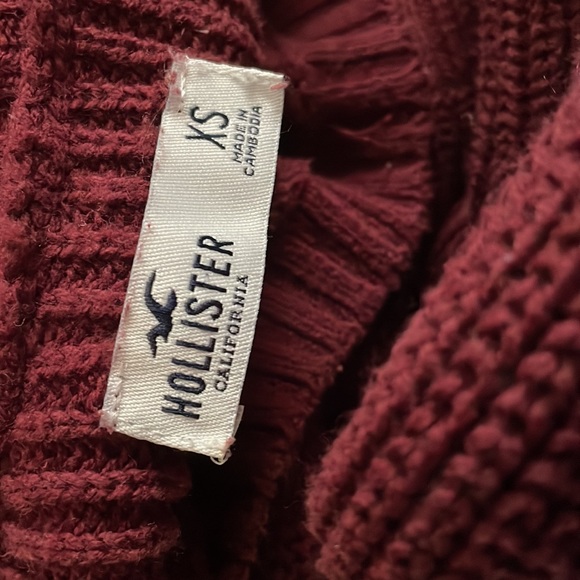 Oversized Red Hollister Sweater - Picture 6 of 7